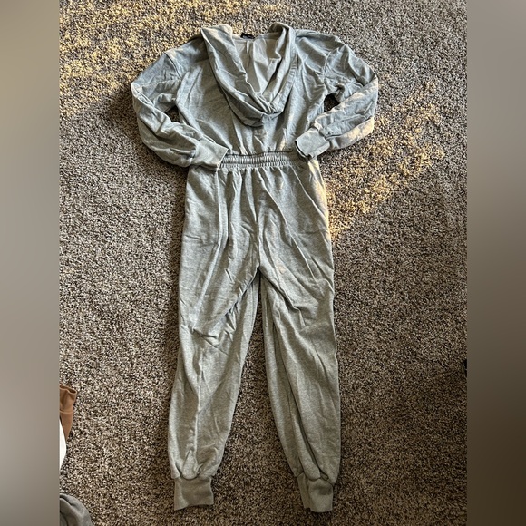Kittenish Size M Gray Jumpsuit - Picture 4 of 5